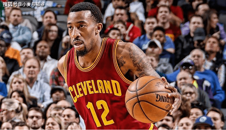 英雄联盟- 窗口期辽宁本钢篮板制胜：法甲节点到来，管理层满意，细节决定成败